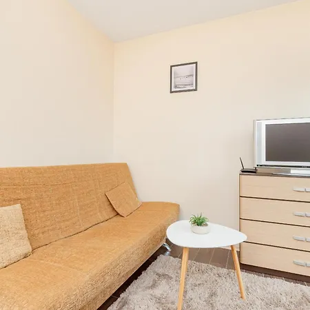 Wakacyjny Apartament Z Parkingiem 500 M Od Plazy By Noclegi Renters Puck Exterior photo