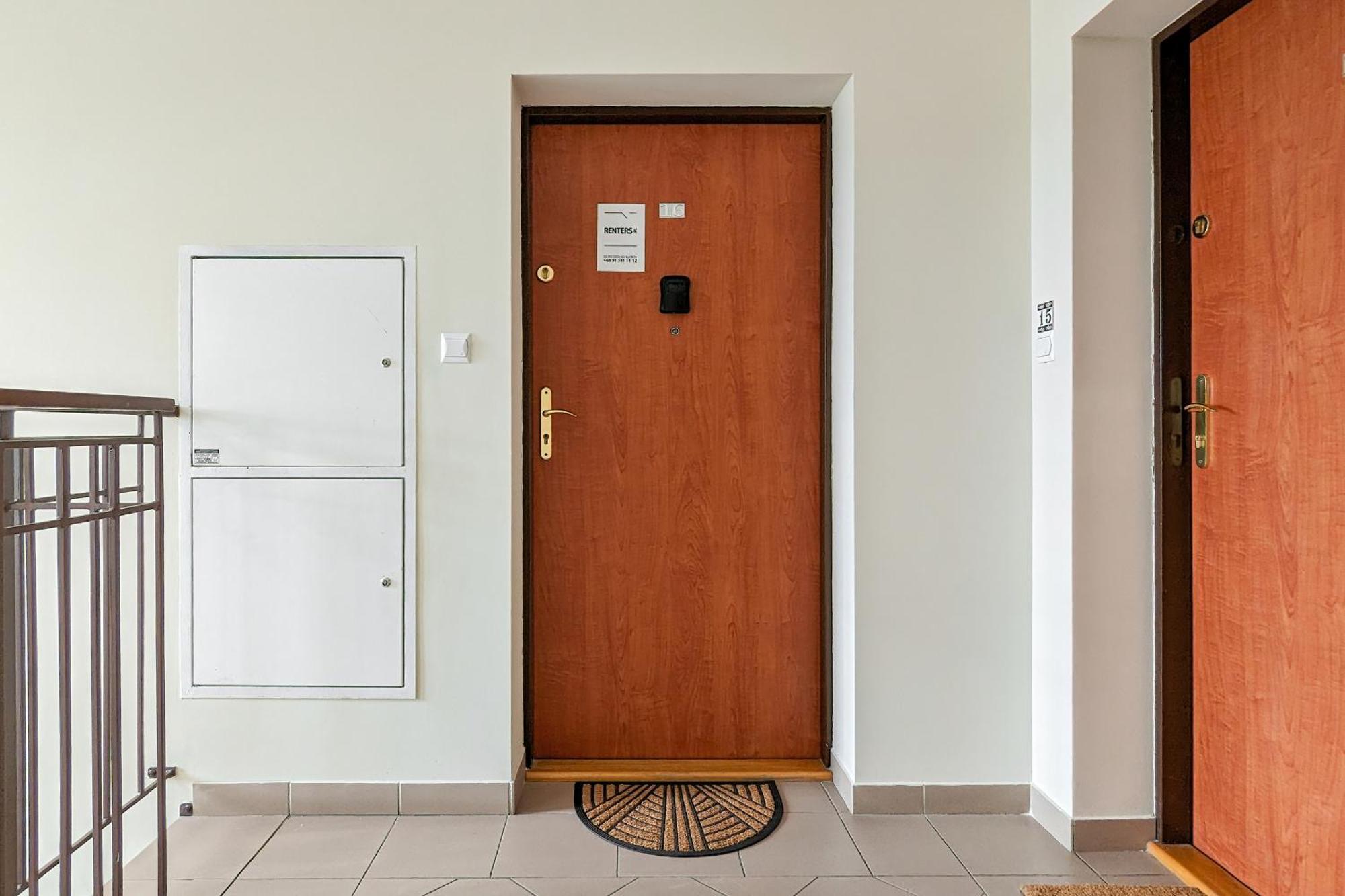 Wakacyjny Z Parkingiem 500 M Od Plazy By Renters Apartment *